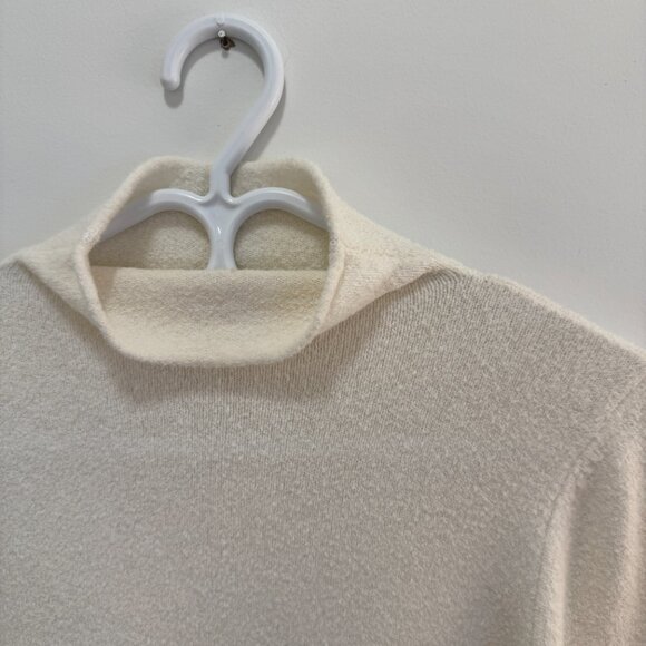 Aritzia Wilfred Cyprie Cashmere Sweater - Picture 3 of 6